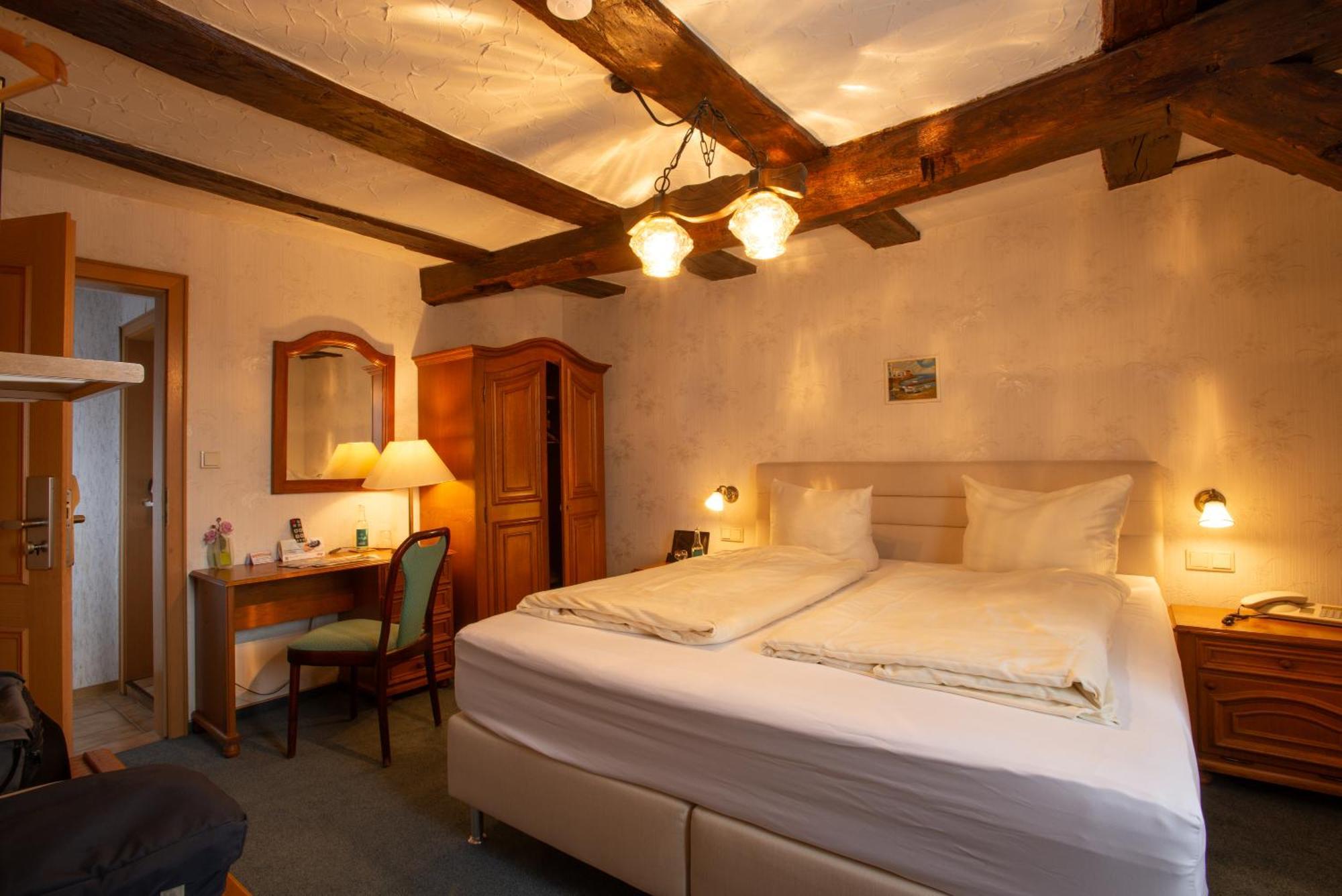Hotel Zum Schiffchen Wolfhagen Esterno foto