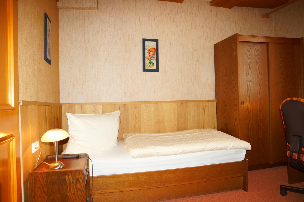 Hotel Zum Schiffchen Wolfhagen Esterno foto